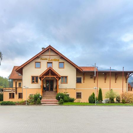 Penzion Larion Kralova Lehota Exterior photo
